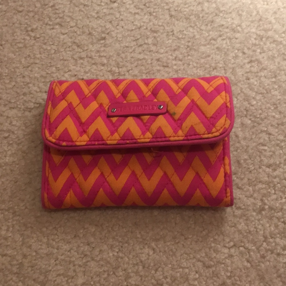 Vera Bradley Retired Ziggy Zinnia Wristlet
